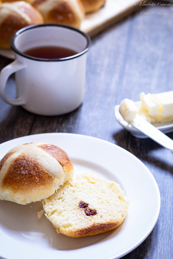 hot cross buns