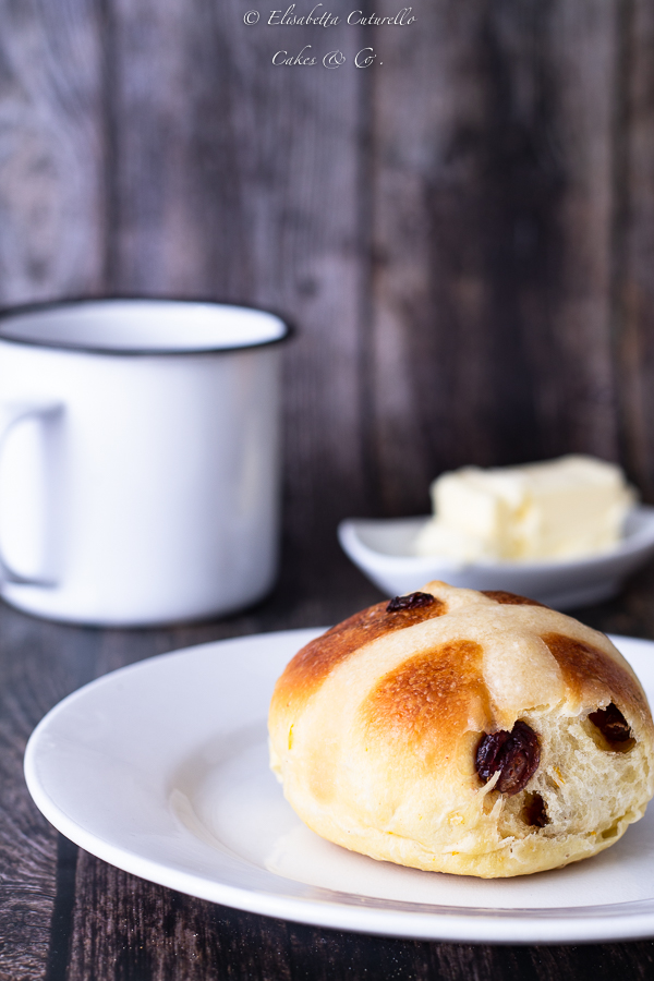 hot cross buns