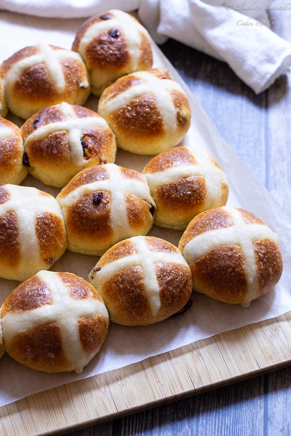 hot cross buns