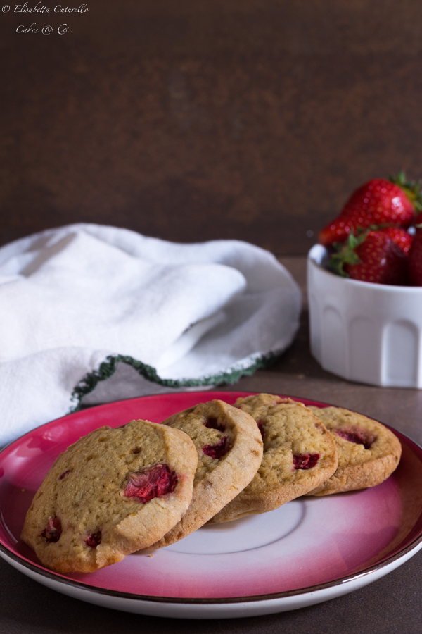 Biscotti Alle Fragole Fresche Biscotti alle fragole fresche