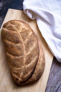 Pane semi integrale con lievito madre