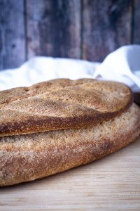 Pane semi integrale con lievito madre