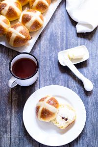 hot cross buns
