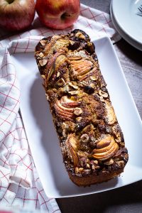Torta di mele nocciole e avena
