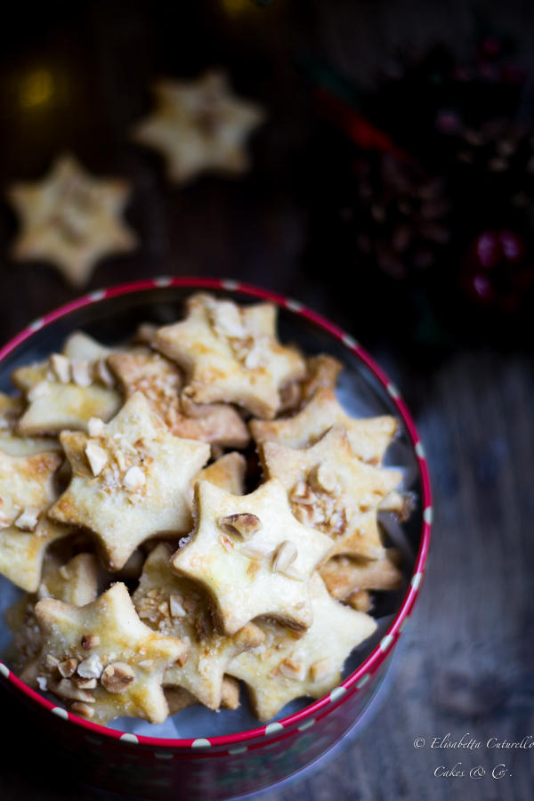 Stelline al burro zucchero mandorle e sale