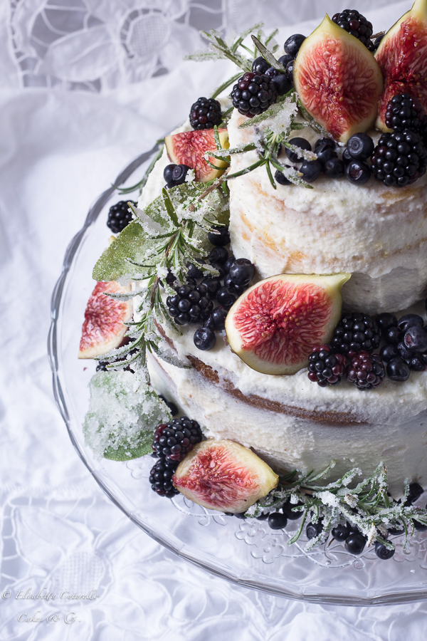 Naked wedding cake