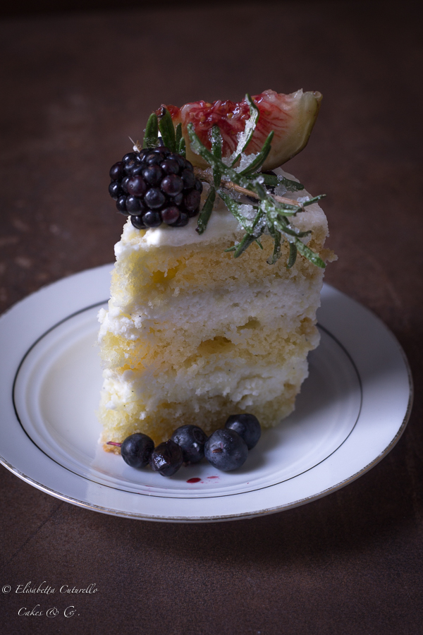 Naked wedding cake