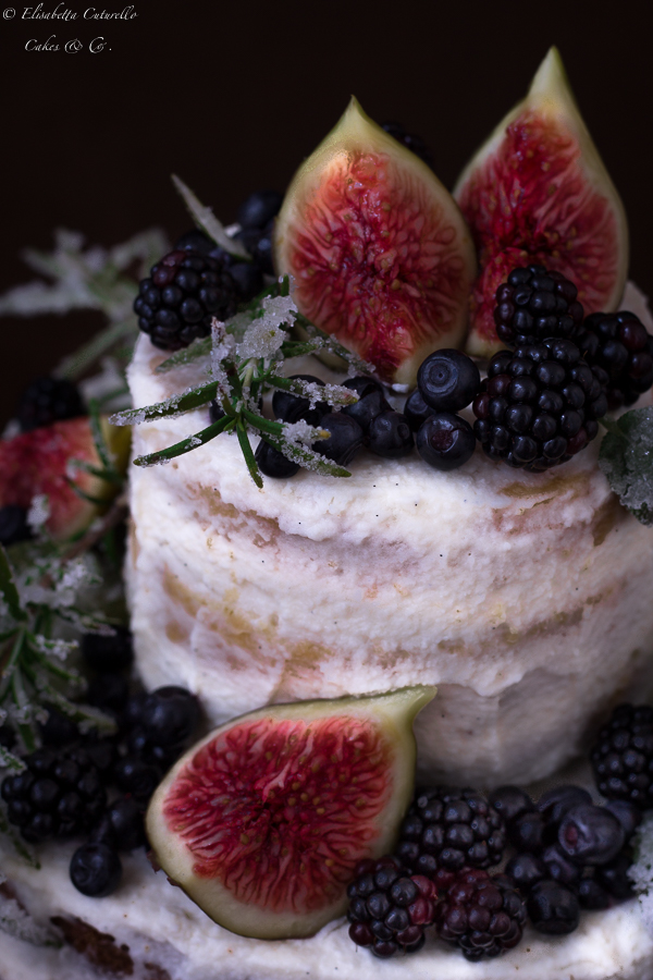 Naked wedding cake