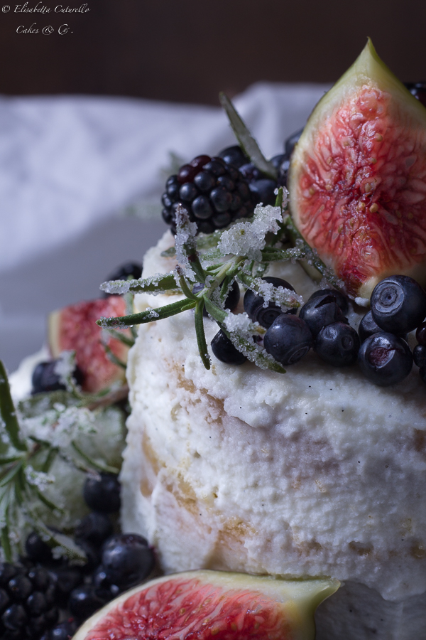 Naked wedding cake