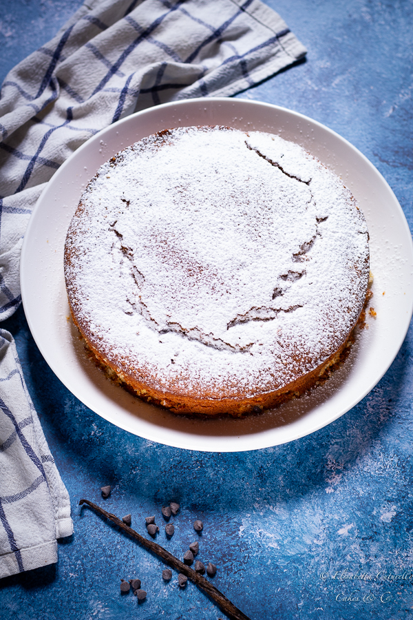 Torta allo yogurt greco avena e gocce cdi cioccolato