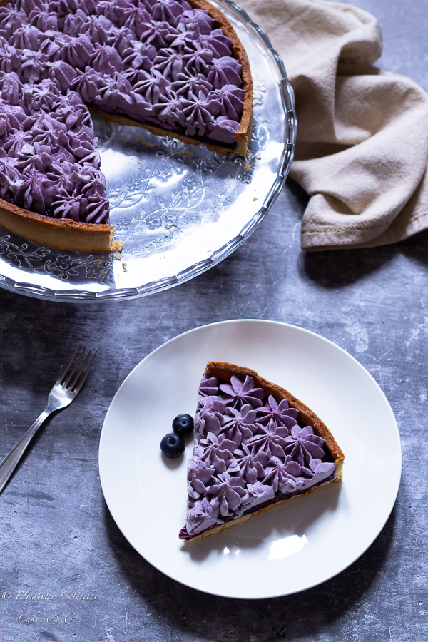 Crostata con confettura di mirtilli e ganache