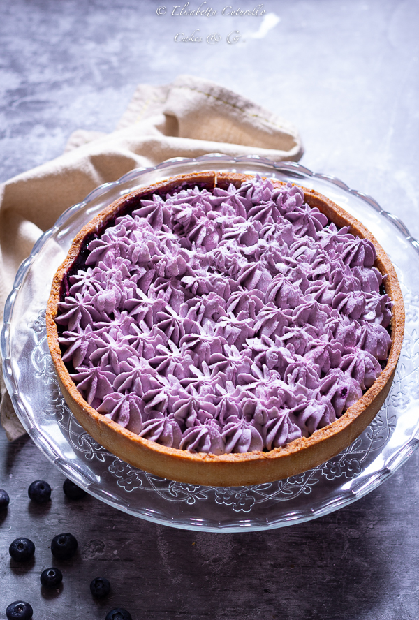Crostata con confettura di mirtilli e ganache
