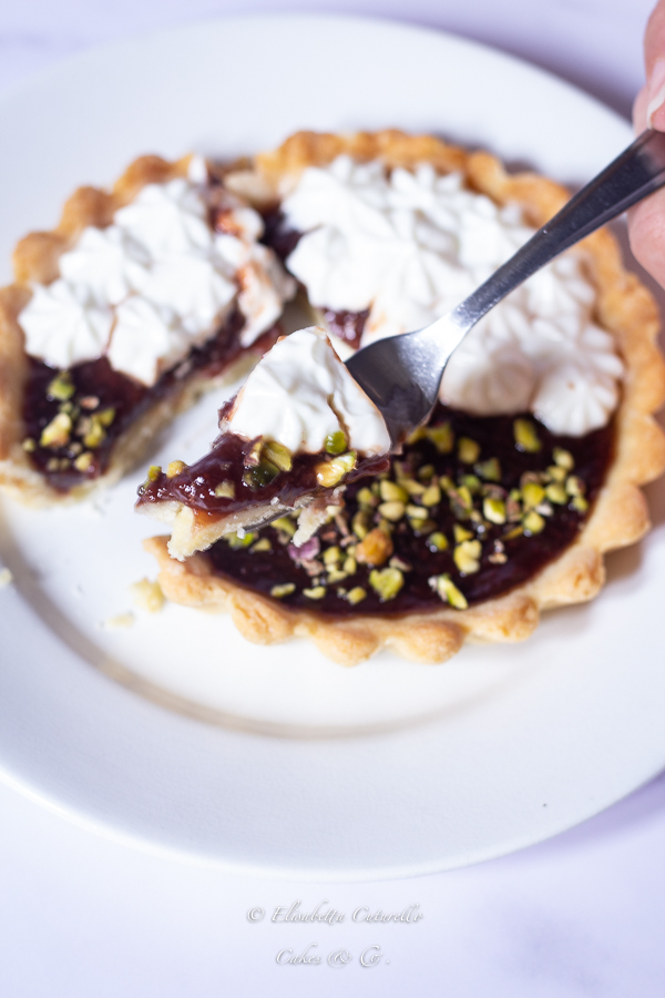 Crostatine composta di fragole e crema allo yogurt greco