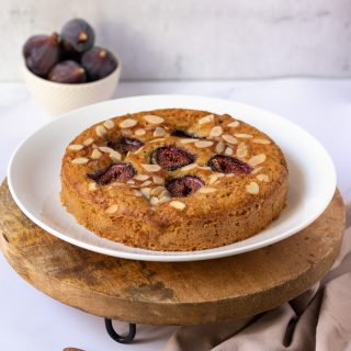 Torta cinque minuti ai fichi e mandorle