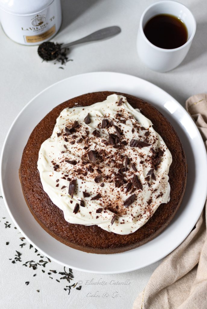 Torta all'Earl Grey e cioccolato con frosting al Philadelphia